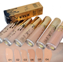 Тональный крем Kylie "Matte Liquid Foundation"